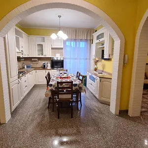 https://luxury-apartment-pavullo-nel-frignano-mo.emilia-romagnahotels.net